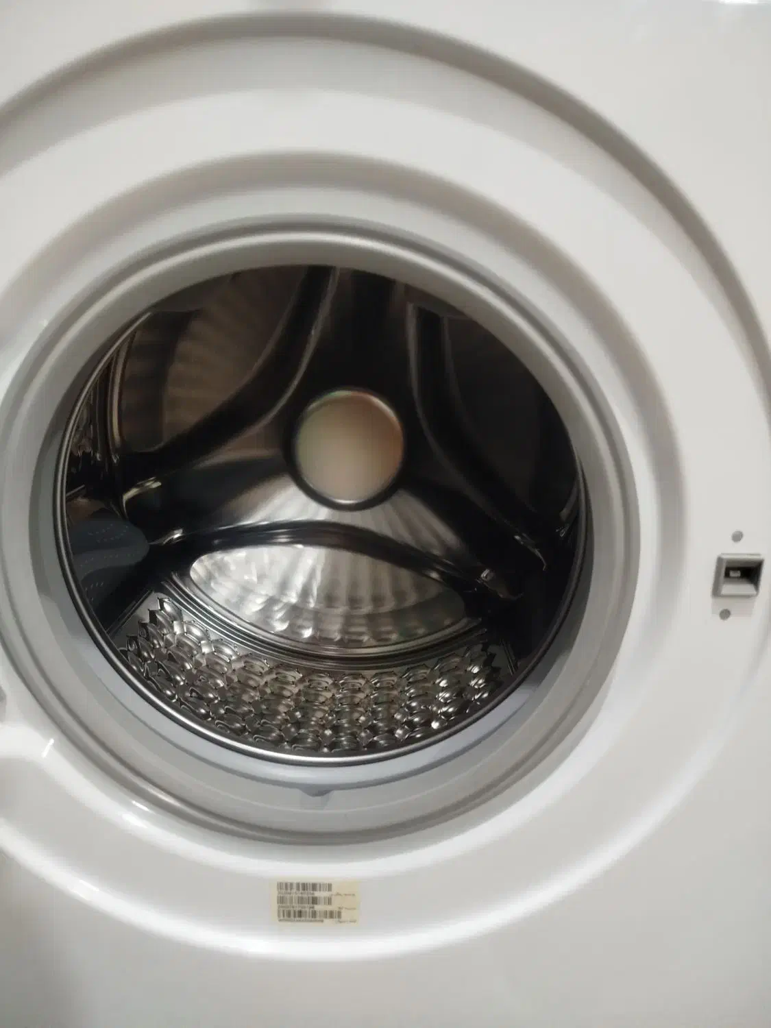 لباسشویی۹کیلویی ایکس ویژن|ماشین لباسشویی و خشککن لباس|شاهینشهر, شهرک گلدیس|دیوار