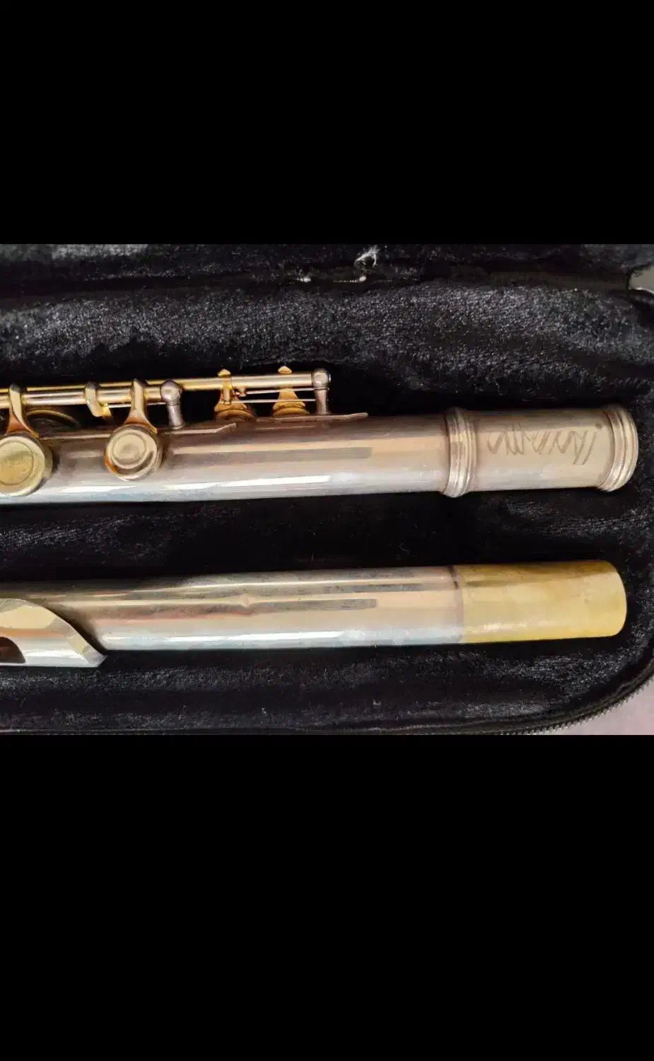 فلوت کلید دار|سازهای بادی|کرج, برغان|دیوار