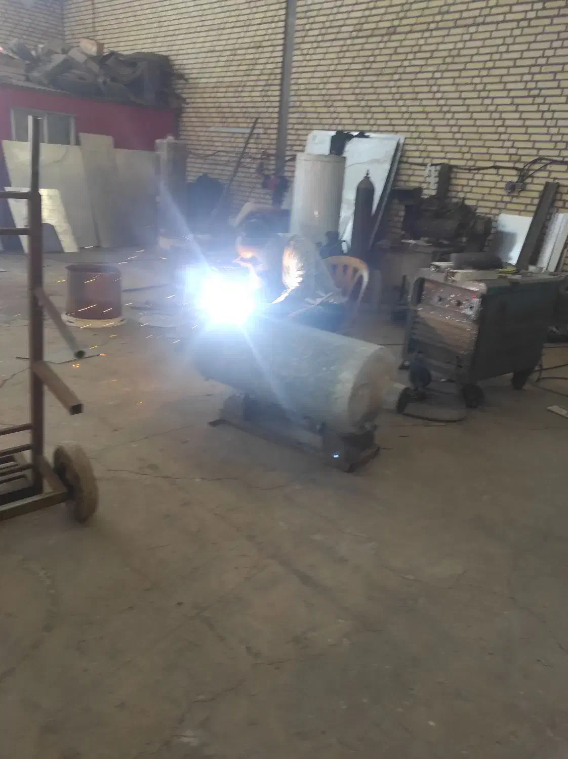 مخزن آبگرمکن|آبگرمکن، پکیج، شوفاژ|رباطکریم, رباطکریم|دیوار