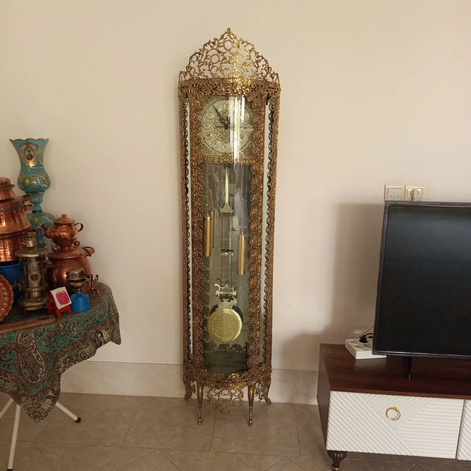 ساعت|ساعت دیواری و تزئینی|مبارکه, |دیوار