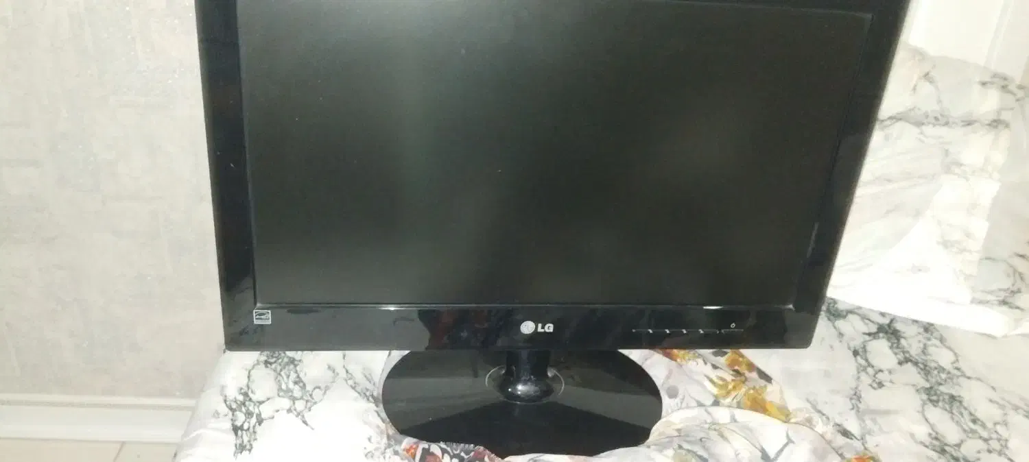 مانیتور و کیبورد کاملا نو|قطعات و لوازم جانبی رایانه|اسلامشهر, شهرک واوان|دیوار