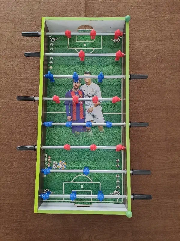 فوتبال دستی ۸ نفره|اسباببازی بچه|قرچک, شهرک گلها|دیوار