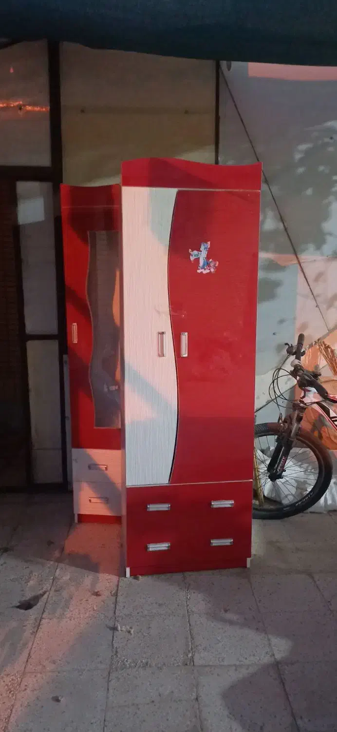 کمد بچه|اسباب و اثاث بچه|نیشابور, بزرگمهر|دیوار