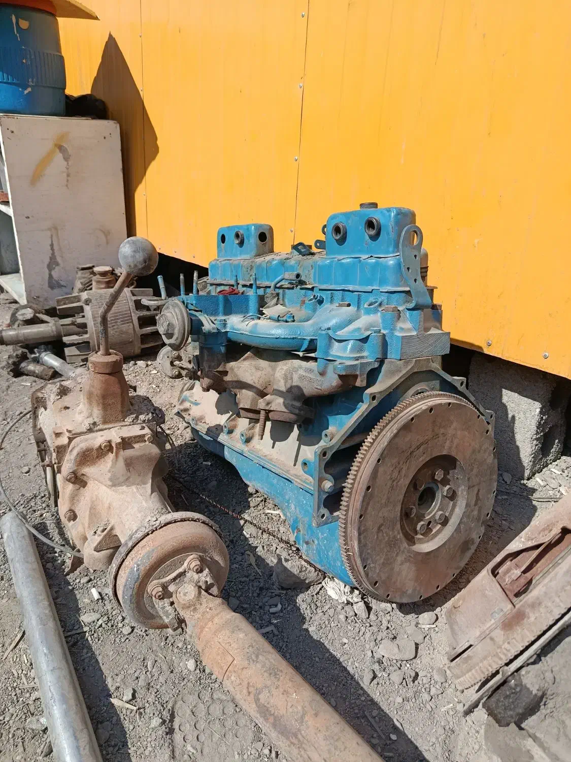 موتور شورلت.موتورنیسان|قطعات یدکی و لوازم جانبی|نجفآباد, شهرک صنعتی نجف آباد|دیوار