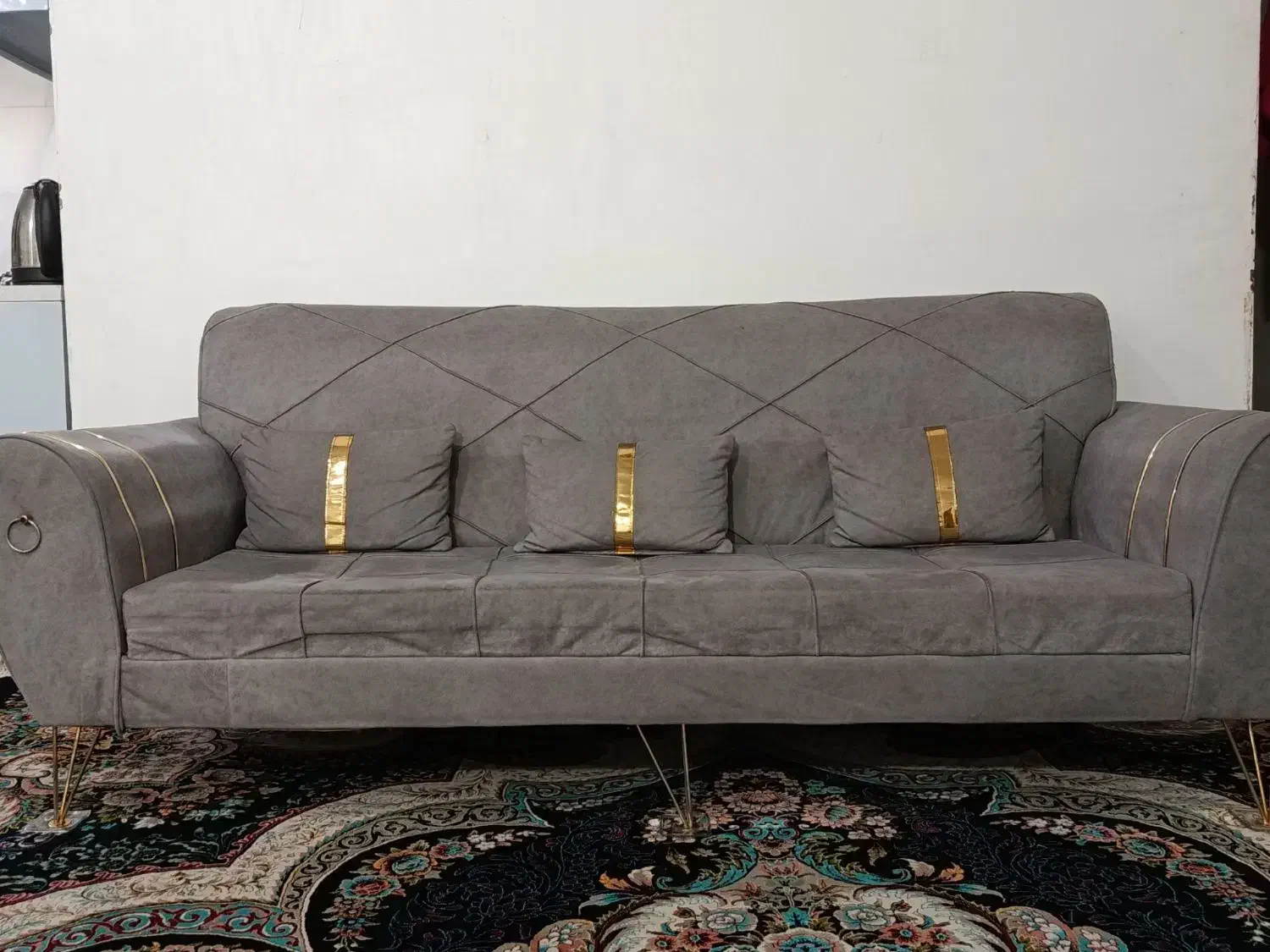 مبل راحتی 7نفره ست کامل|مبلمان خانگی و میز عسلی|قرچک, قشلاق جیتو|دیوار