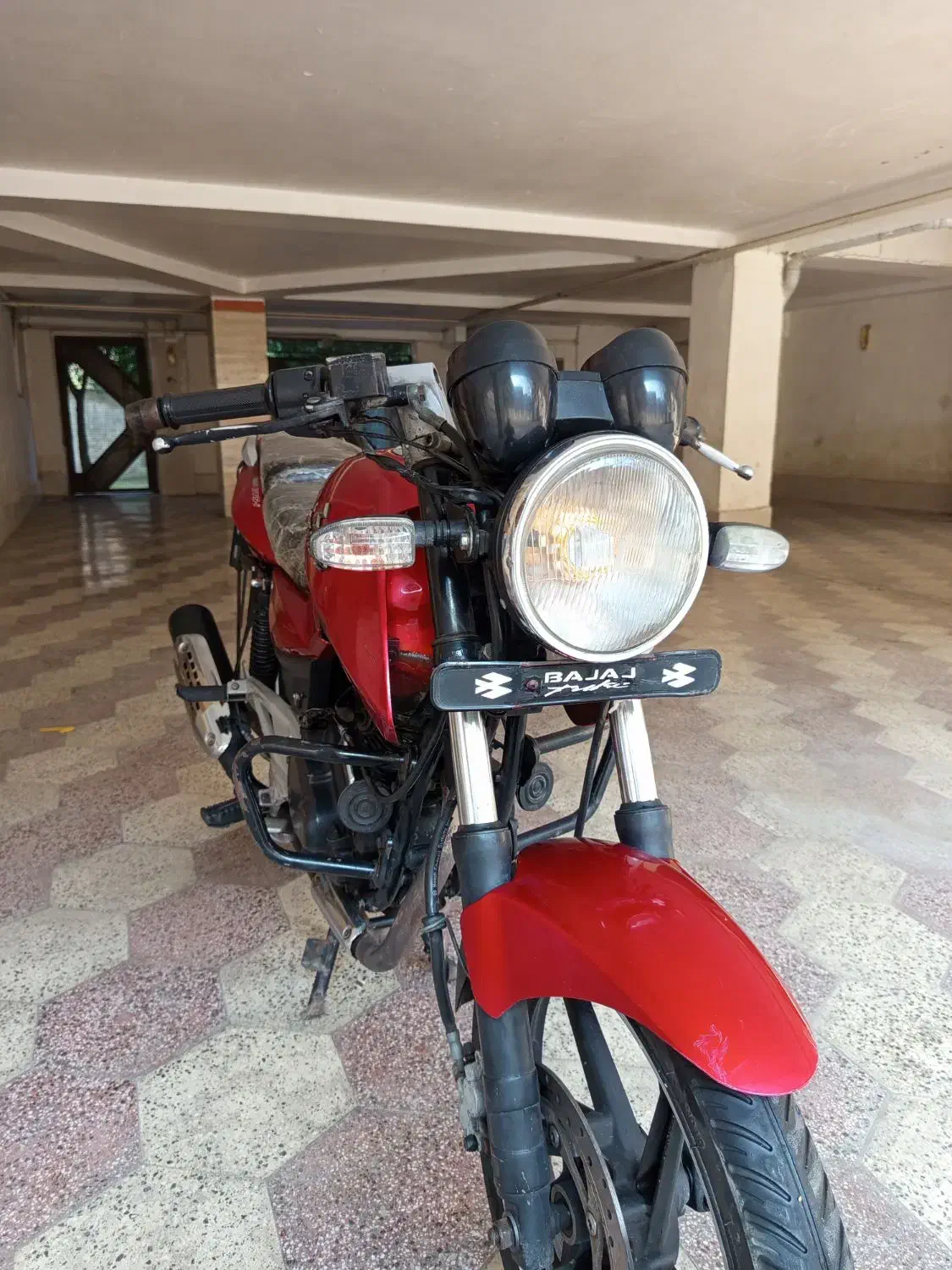 پالس ۱۸۰ خیلی تمیز|موتورسیکلت|گرگان, |دیوار