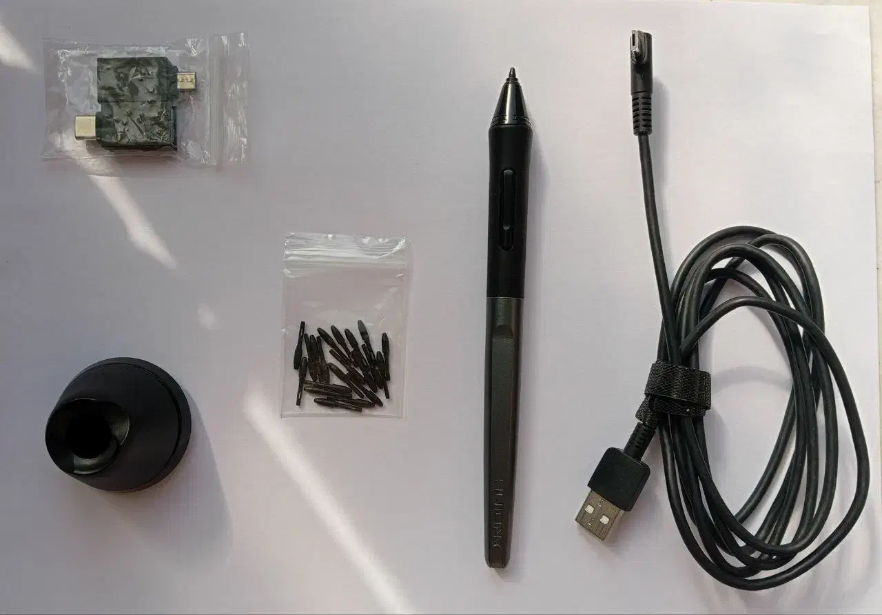 تبلت گرافیکی Huion مدل HC16 به همراه قلم نوری|تبلت|تهران, اسکندری|دیوار