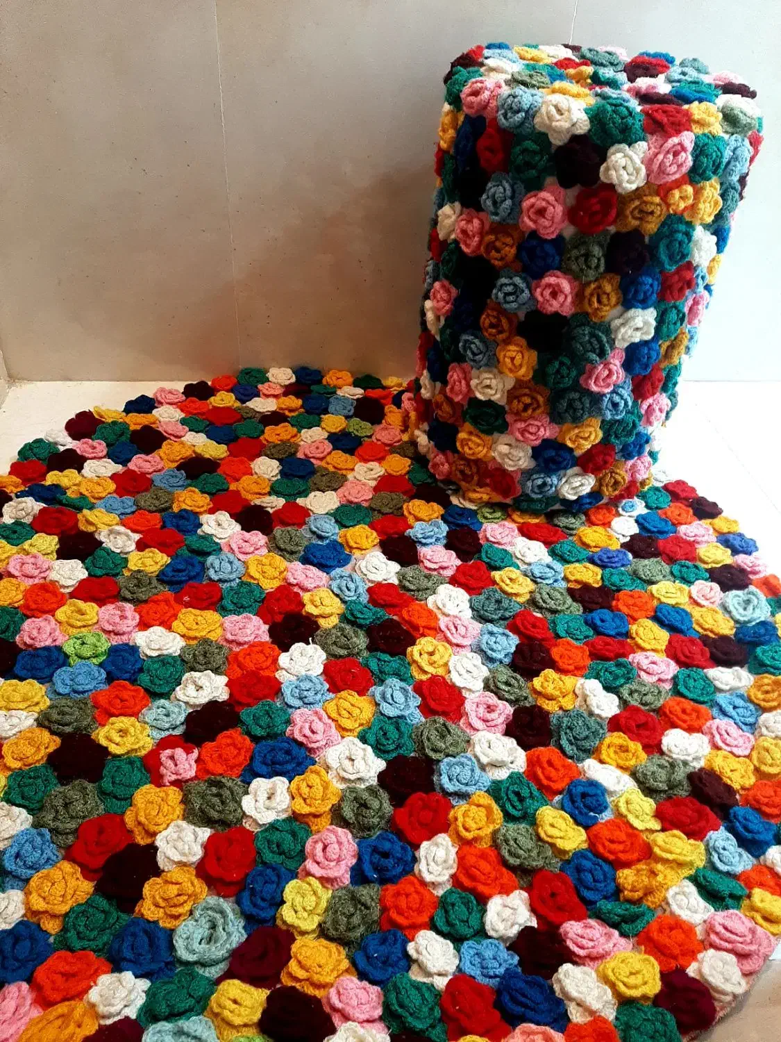 فرشینه بافتنی زیبا|پادری|کاشان, امیرکبیر|دیوار