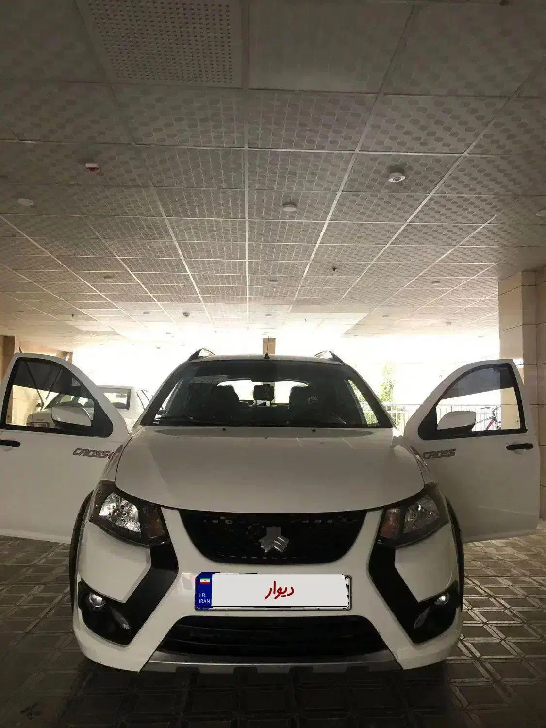 کوییک GX تیپ Lمدل1403 تمام فابریک بدون نقطه فول|خودرو سواری و وانت|شیراز, انجیر|دیوار