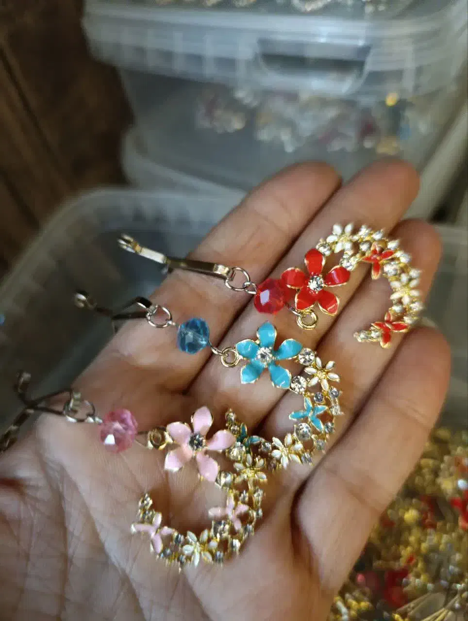 گیره روسری مجلسی|بدلیجات|کرج, فاز ۴ مهرشهر|دیوار