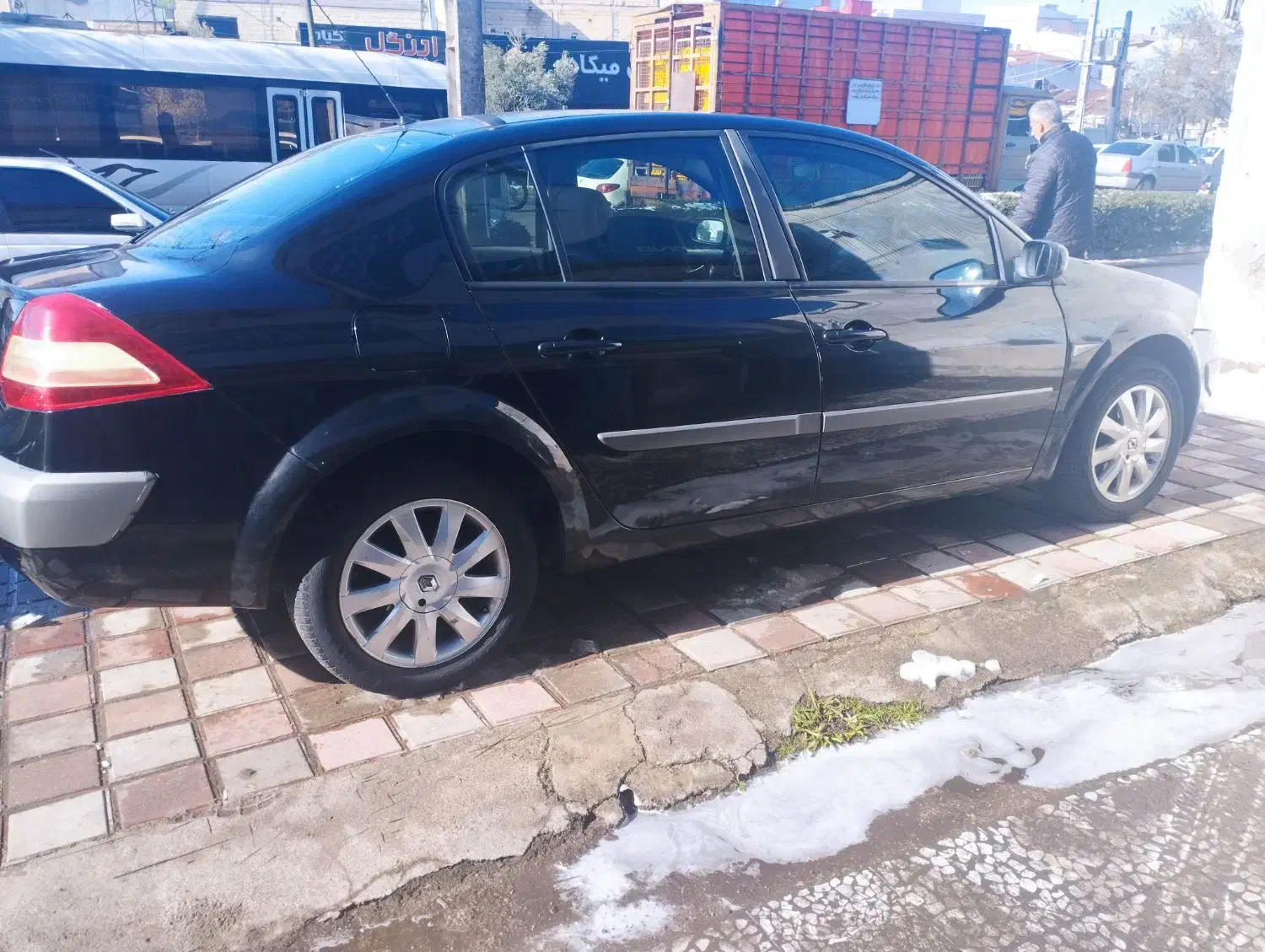 مگان مدل ۹۱ فنی به شرط|خودرو سواری و وانت|رشت, بلوار گیلان|دیوار