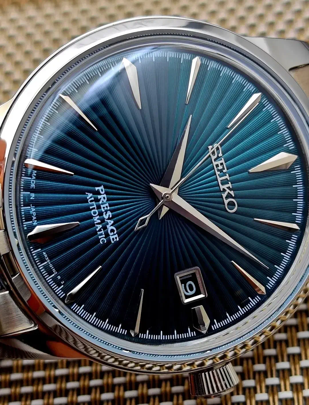 ساعت سیکو پرستیژ|ساعت|تهران, فلسطین (میدان انقلاب)|دیوار