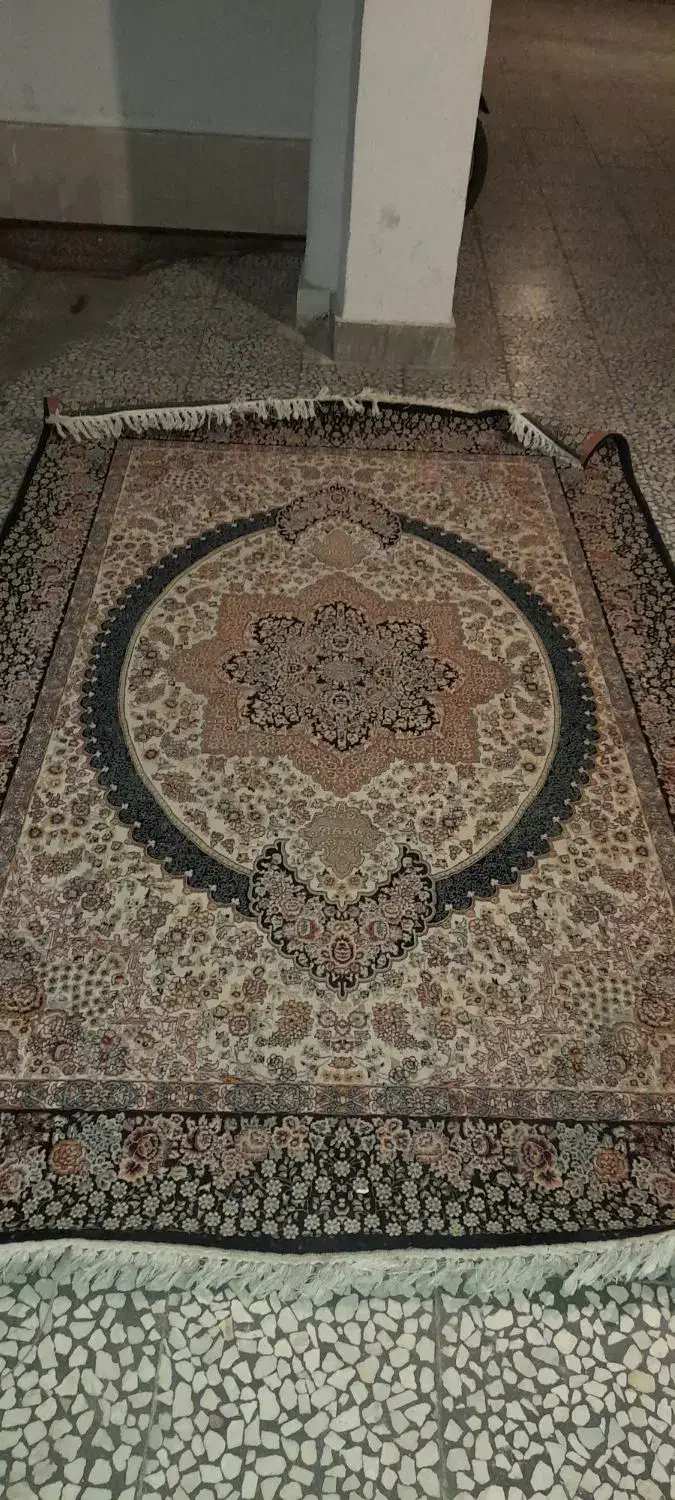 ۲ تخته فرش ۶ متری|فرش|لنگرود, |دیوار