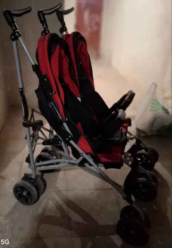 کالسکه دوقلو دلیجان|کالسکه و لوازم جانبی|تهران, مجیدآباد|دیوار