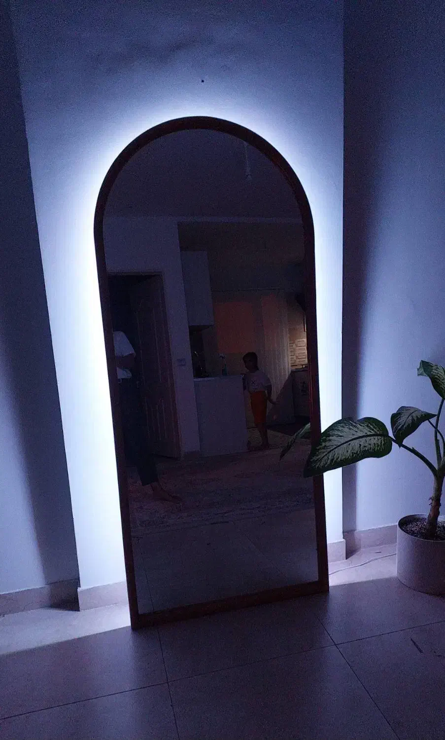 آینه قدی|آینه|پرند, فاز ۳|دیوار