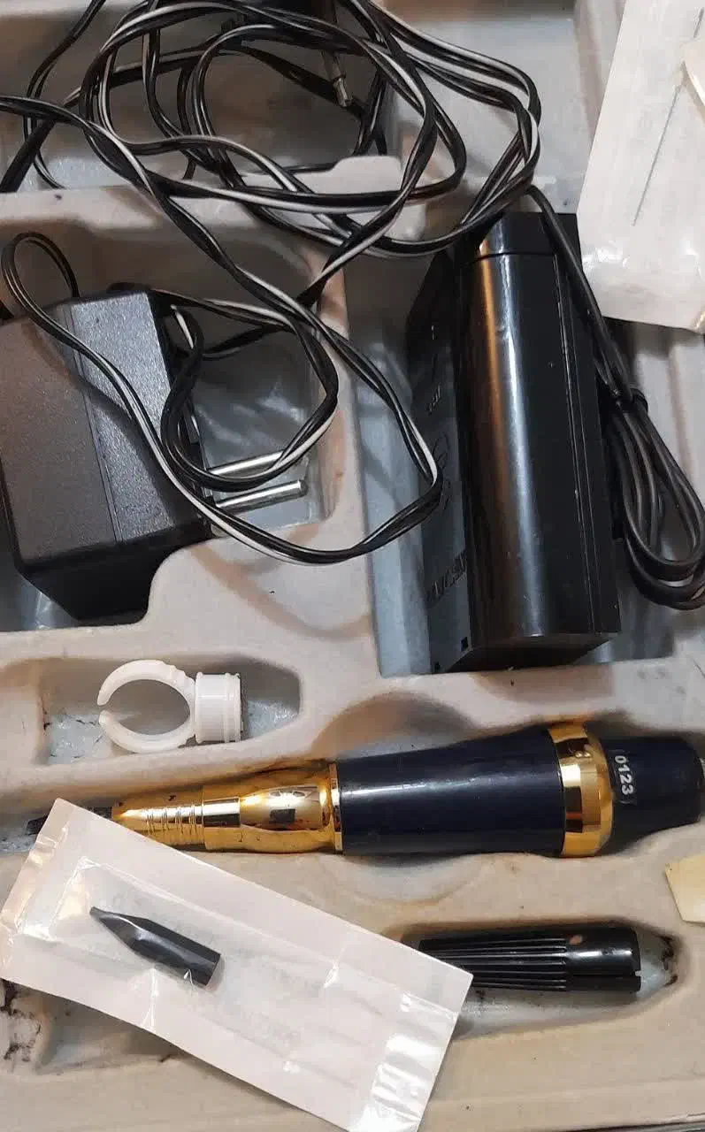 دستگاه اتو برقی|آرایشگاه و سالن‌های زیبایی|بروجرد, |دیوار