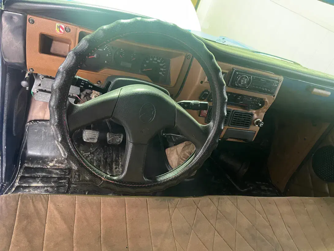 نیسان ۹۸|خودرو سواری و وانت|تویسرکان, |دیوار