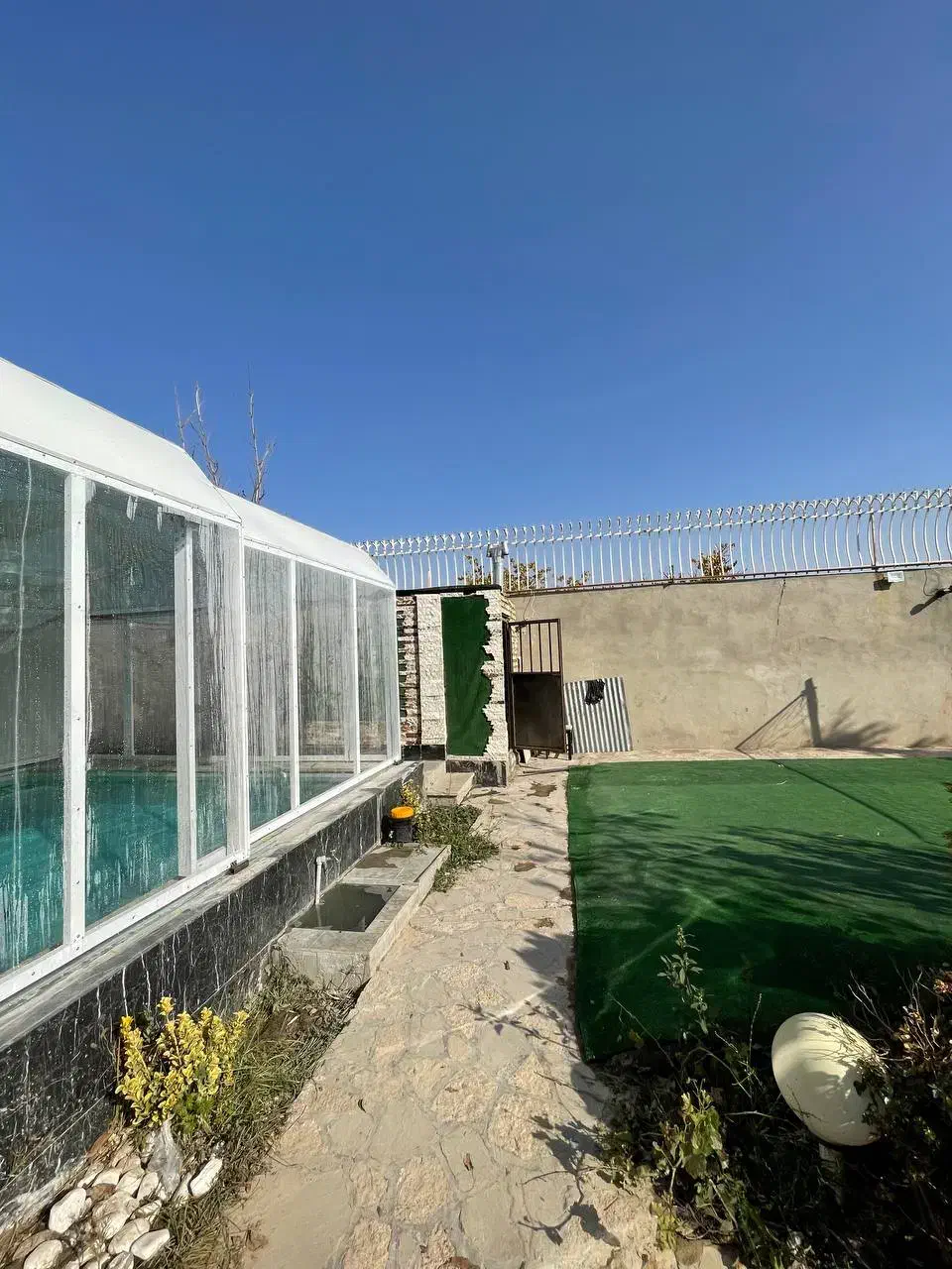 باغ ویلا اجاره استخر اب گرم|اجارهٔ کوتاه‌مدت ویلا و باغ|مشهد, میان ولایت|دیوار