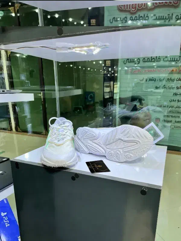 کتونی اورجینال دخترانه ادیداس ozweego gw4650|کیف، کفش، کمربند|لردگان, |دیوار