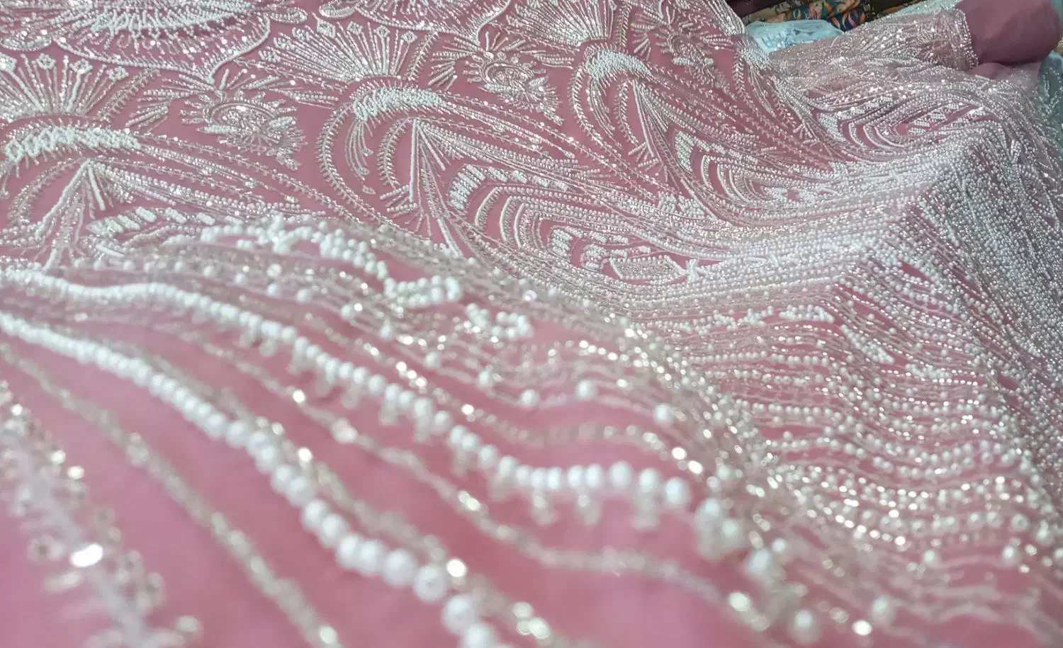 پارچه منجوق دوزی و ملیله دوزی|لوازم خیاطی و بافتنی|قم, شهر قائم|دیوار