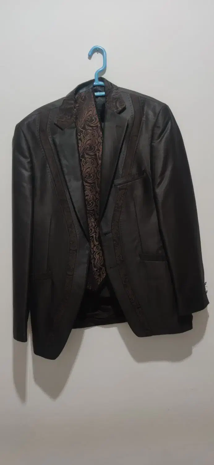 کت و شلوار و لباس مجلسی زنانه و مانتو|لباس|کرج, شاهینویلا|دیوار