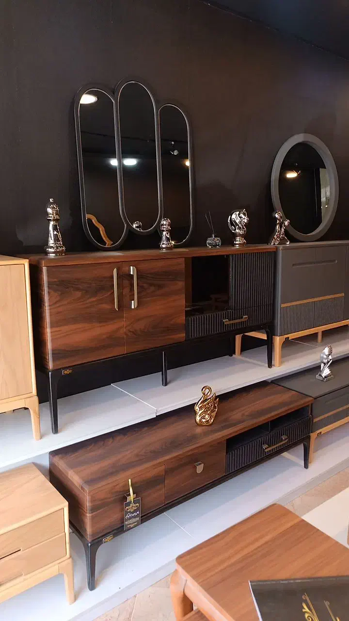 نجار و مونتاژکار نیمه وارد|استخدام صنعتی، فنی، مهندسی|تهران, شهرک ولیعصر جنوبی|دیوار