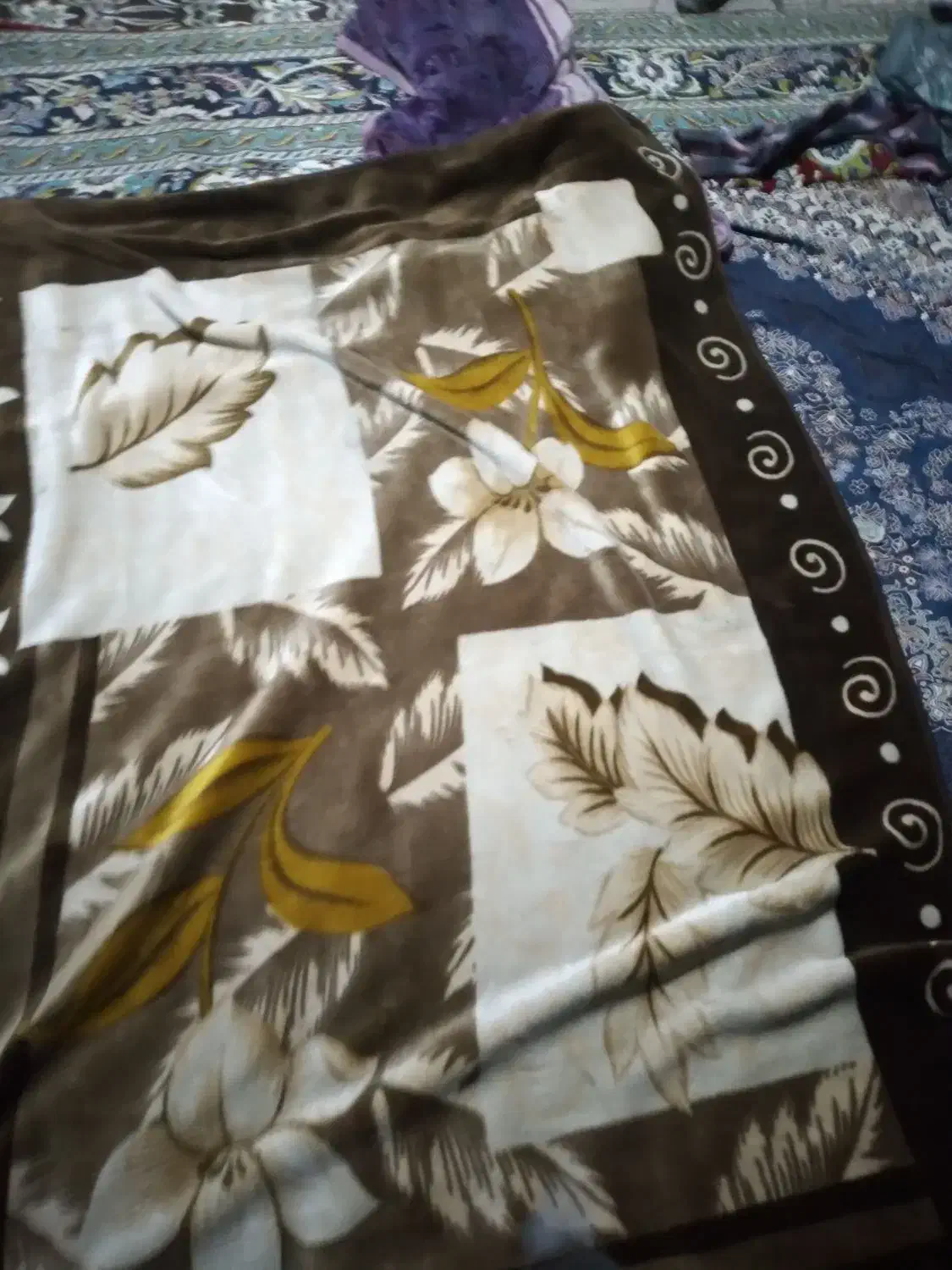 پتو|رختخواب، بالش، پتو|شاندیز, |دیوار