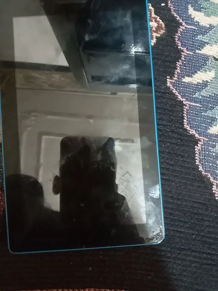 تبلت|تبلت|مشهد, سرافرازان|دیوار