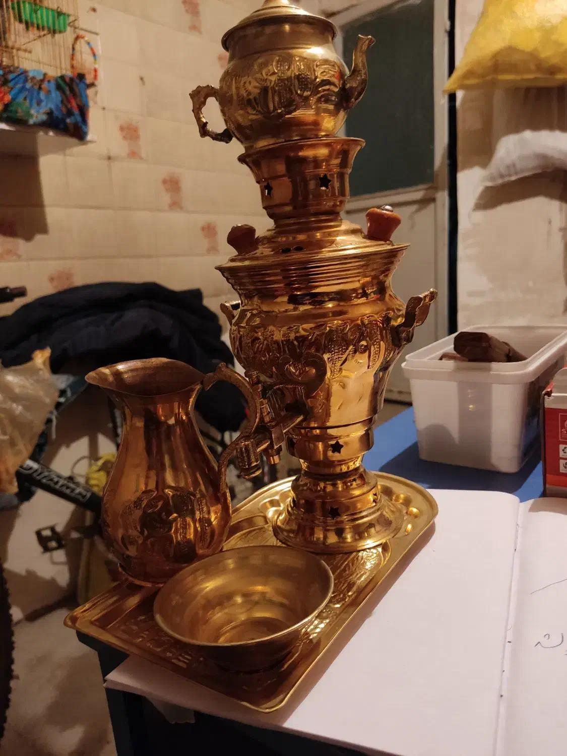 سماور دکوری معاوضه با انگشتر هم میکنم|سماور، چایساز، قهوهساز|باسمنج, |دیوار