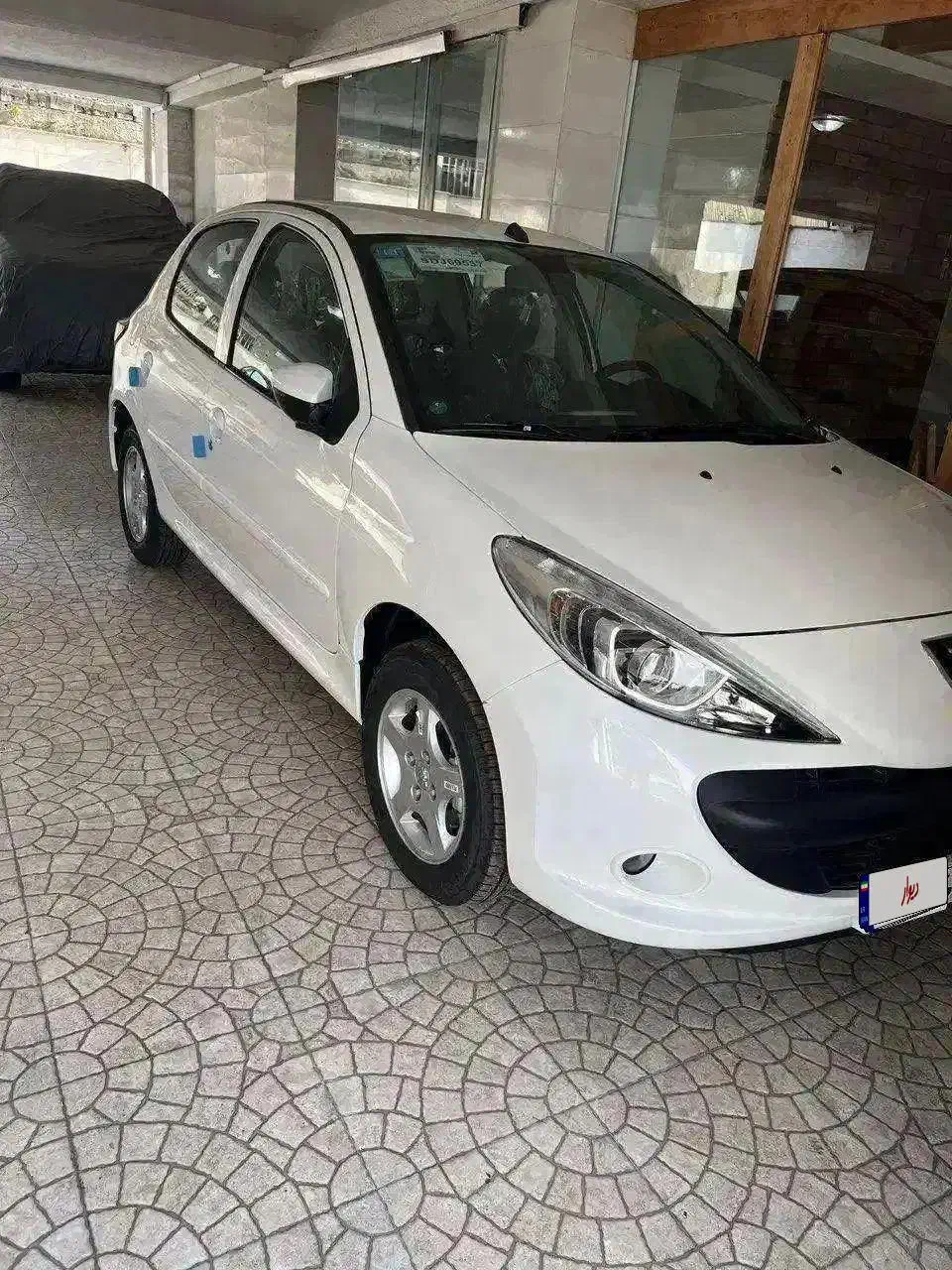 پژو 207i اتوماتیک TU5P،سقف فلز ارتقاع ،۱۴۰۴ خشک|خودرو سواری و وانت|رشت, توشیبا|دیوار