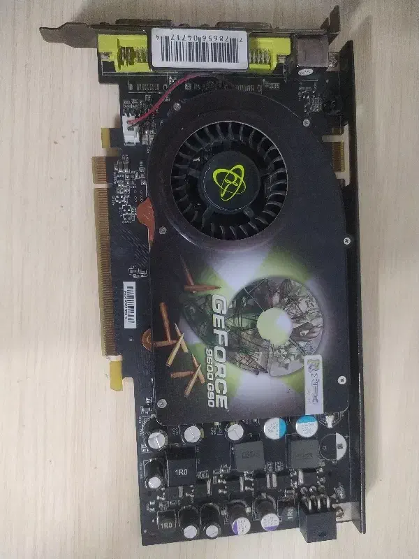 کارت گرافیک ddr 2 یک و نیم گیگ|قطعات و لوازم جانبی رایانه|مشهد, شهرک بهارستان|دیوار