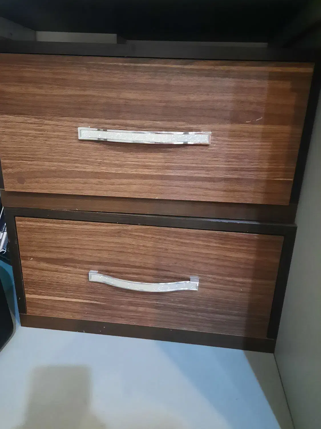 سرویس خواب کامل|تخت و سرویس خواب|شیراز, ارم|دیوار