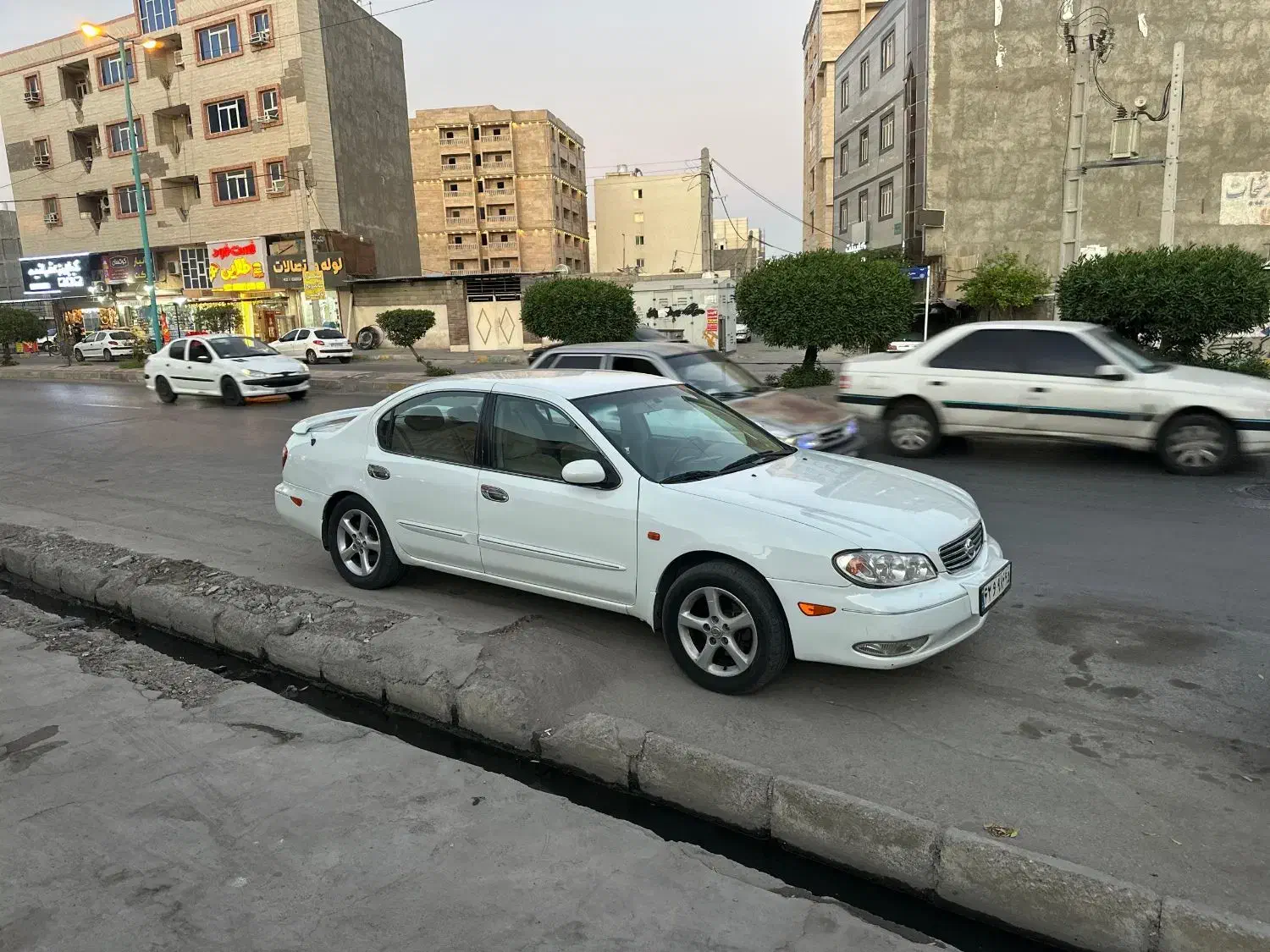 ماکسیما در حد و درجه یک|خودرو سواری و وانت|بندرعباس, |دیوار