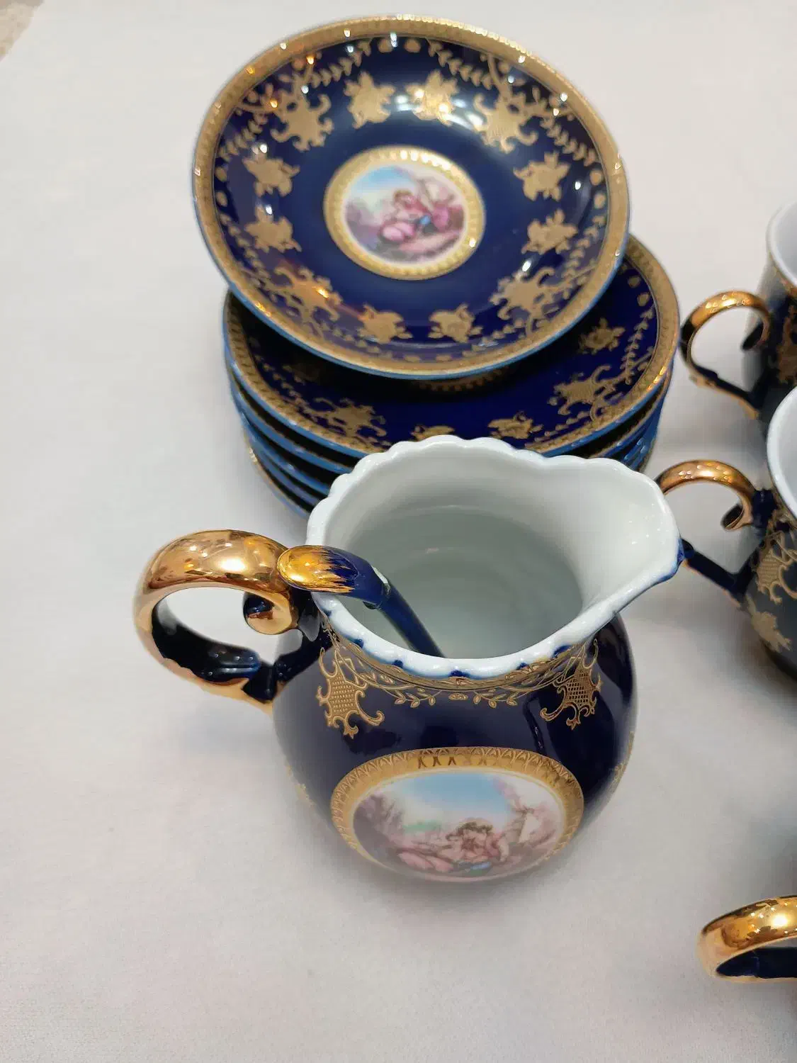 سرویس لیلی مجنون|کلکسیون اشیاء عتیقه|تهران, امیرآباد|دیوار