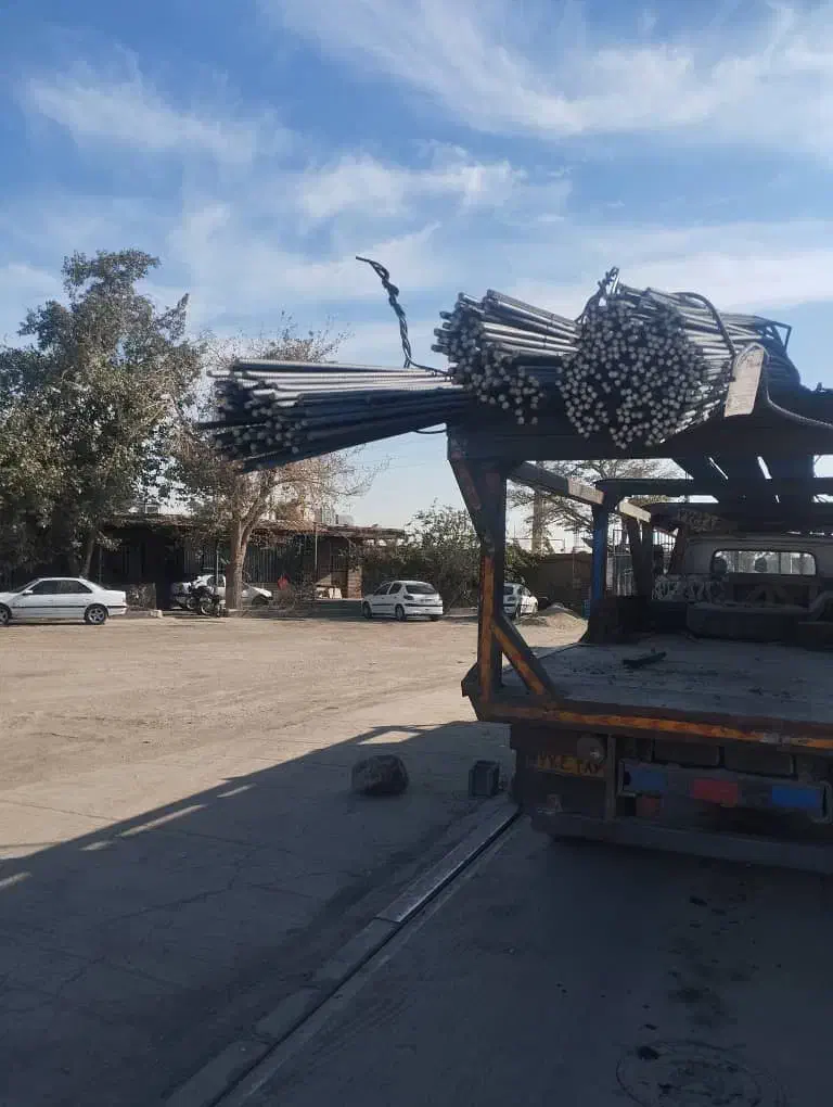 شورلت جمس|خودرو سنگین|ری, جوانمرد قصاب|دیوار