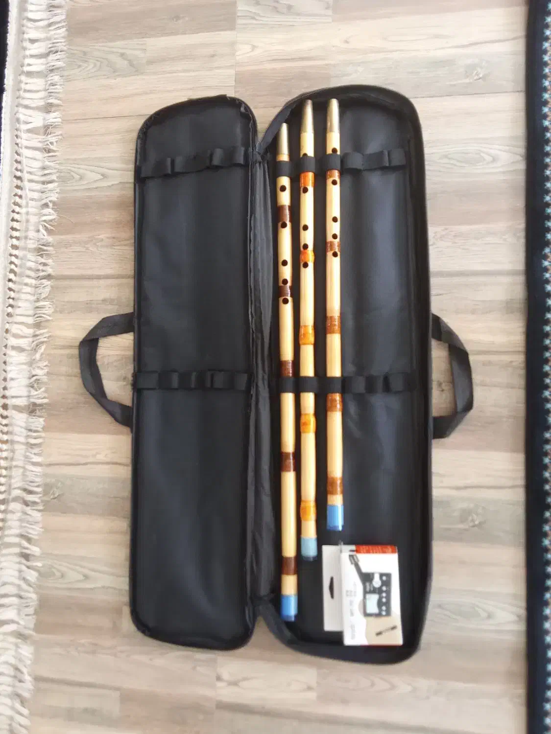 نی هفت بند|سازهای بادی|پیشوا, |دیوار