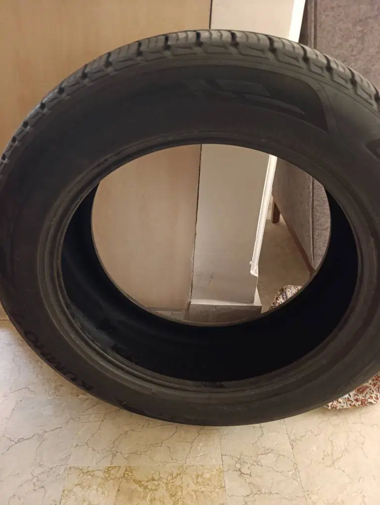 لاستیک خارجی ۲۳۵ ۵۵ ۱۹ KUMHO|قطعات یدکی و لوازم جانبی|تهران, بهاران|دیوار