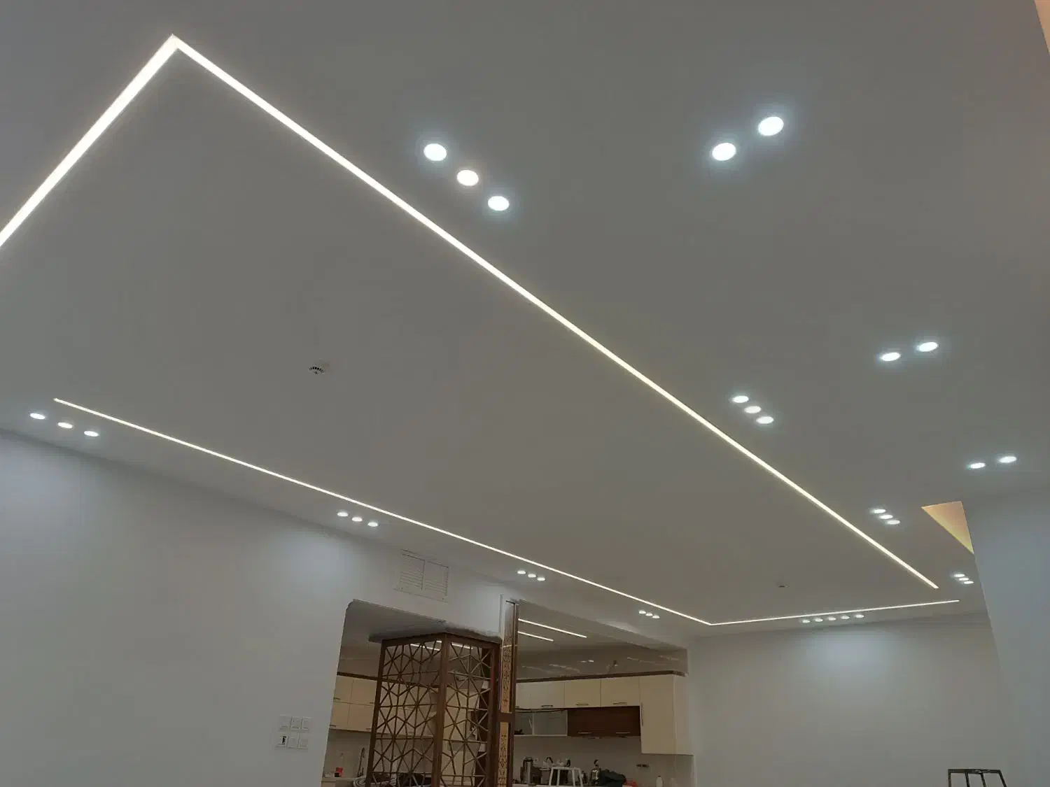 نورپردازی . برق ساختمان . آیفون . لوستر . برقکار|خدمات پیشه و مهارت|سبزوار, امیر کبیر|دیوار