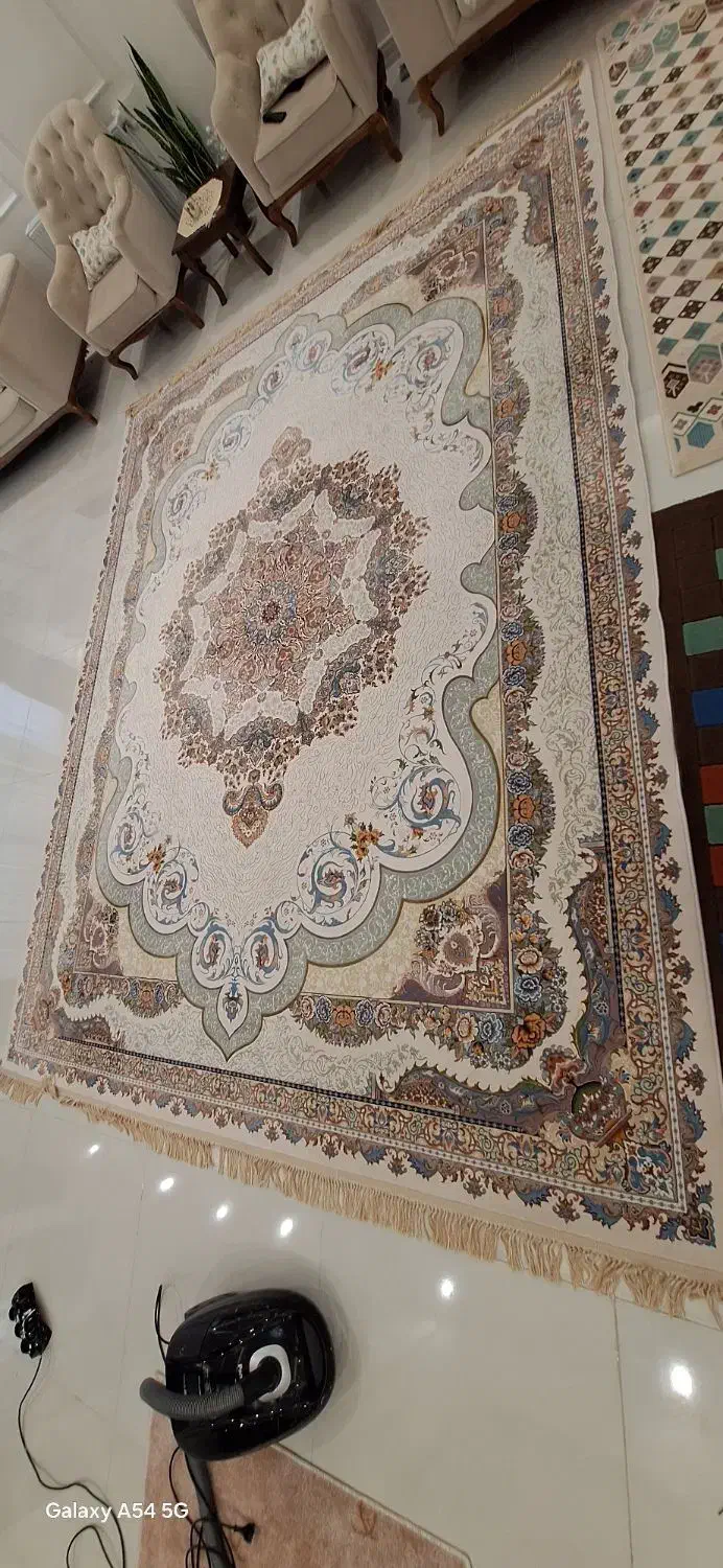 فرش دست دوم در حد نو|فرش|اردبیل, |دیوار
