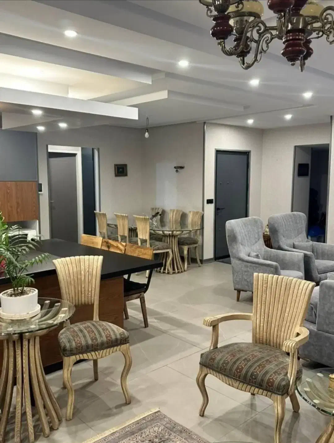 آپارتمان 80 متری تاپ لوکیشن /وام دار /سند تک برگ|فروش آپارتمان|کرج, ساسانی (قلمستان)|دیوار