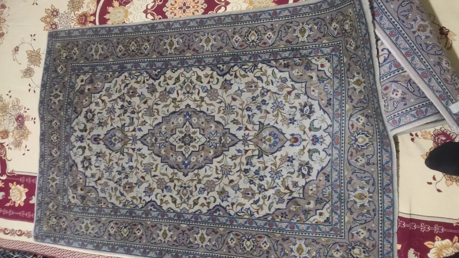 جفت  قالیچه  دستباف  کاشان|فرش|تهران, تهرانسر غربی|دیوار