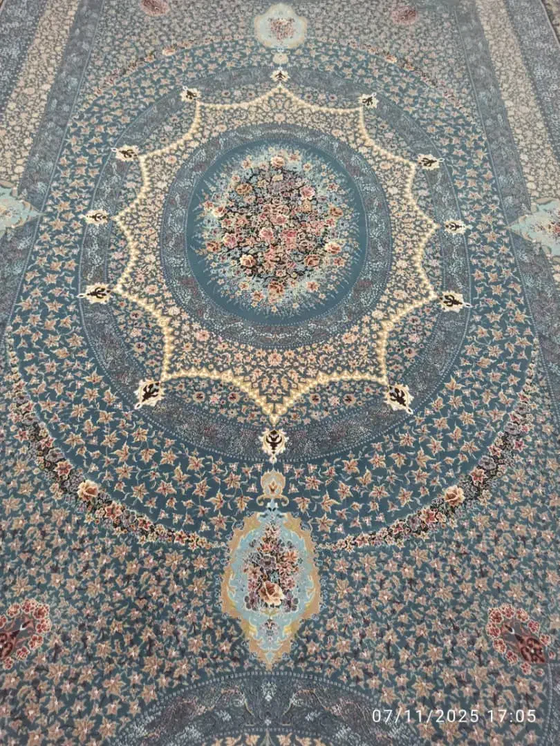 فرش ماشینی طرح خورشید ۱۲۰۰۰ شانه مشهد|فرش|خوی, |دیوار