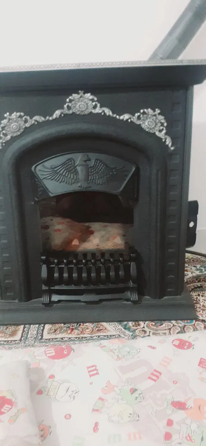 بخاری طرح شومینه بسیار تمیز|بخاری، هیتر، شومینه|بیرجند, |دیوار