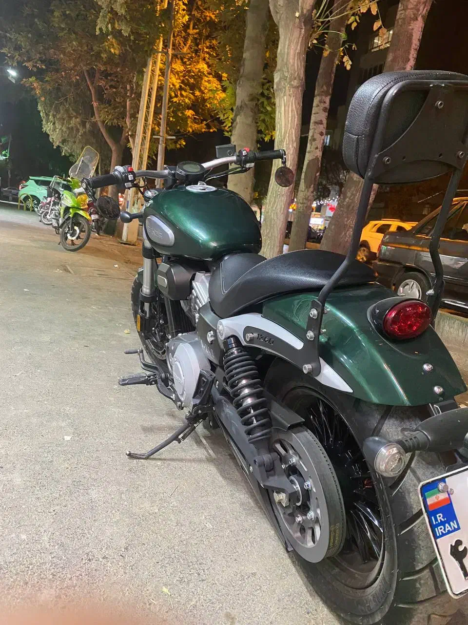 بندا bd250|موتورسیکلت|مشهد, عنصری|دیوار