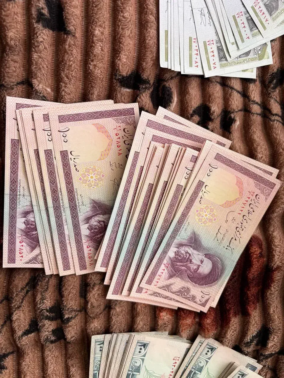 انواع پول سریالی|کلکسیون سکه، تمبر، اسکناس|تبریز, |دیوار