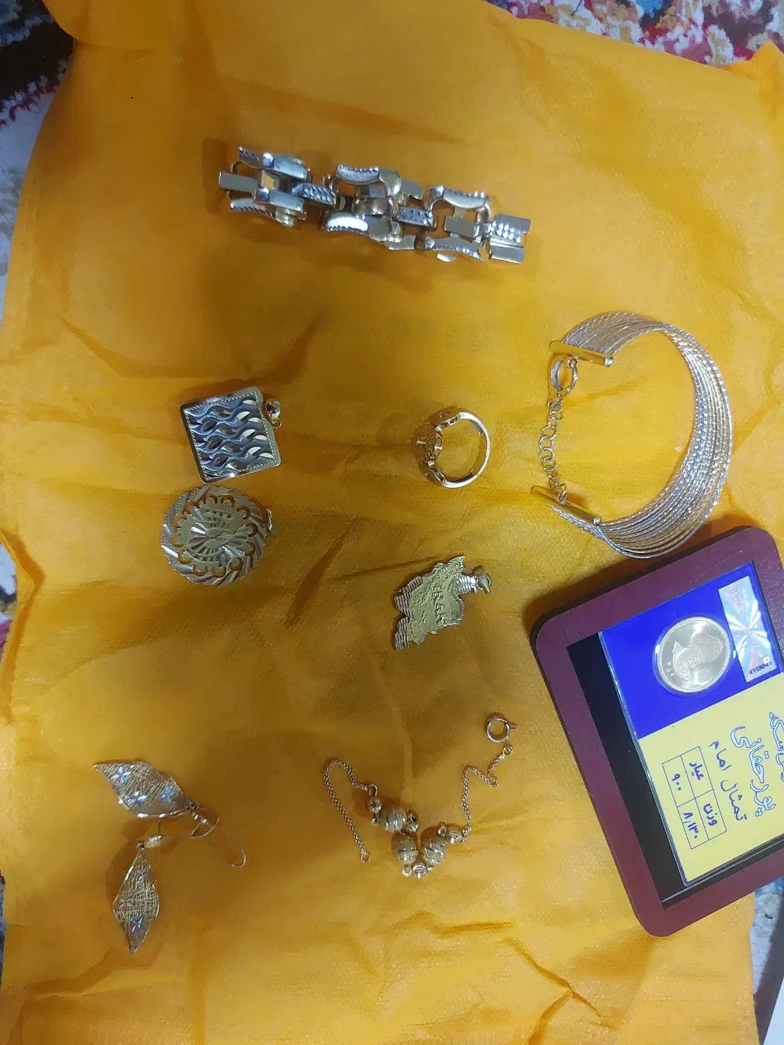 مقداری طلا بفروش میرسد|جواهرات|بندر ماهشهر, |دیوار