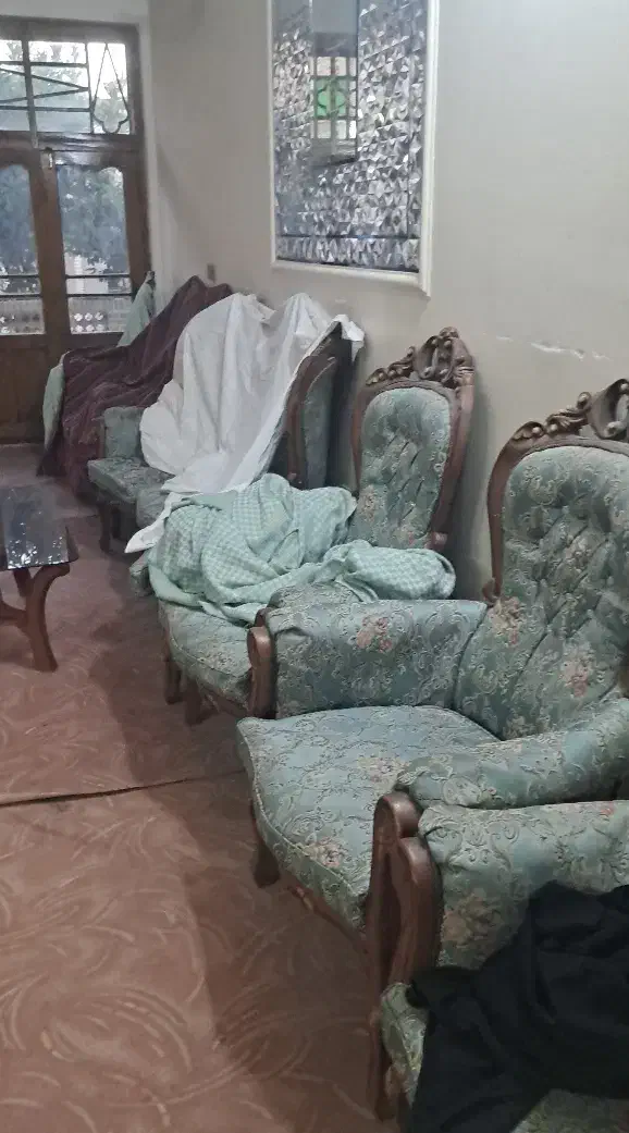 مبل استیل ۹ نفره با میز جلو مبلی راش|مبلمان خانگی و میز عسلی|نجفآباد, منتظری شمالی|دیوار