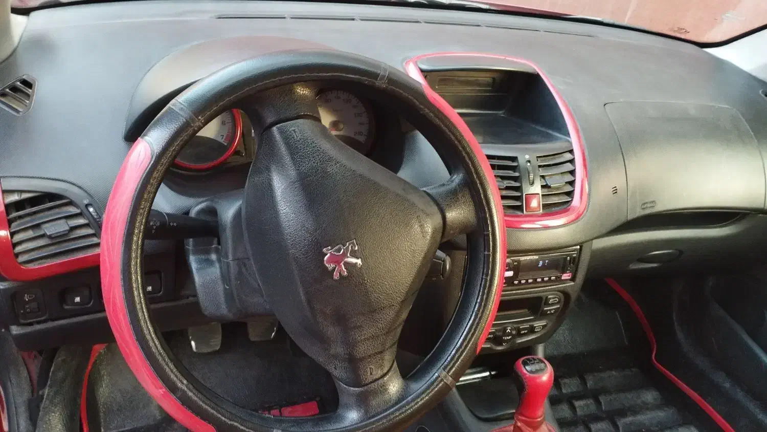 پژو ۲۰۷|خودرو سواری و وانت|اصفهان, بختیاردشت (شهرک پرتو)|دیوار