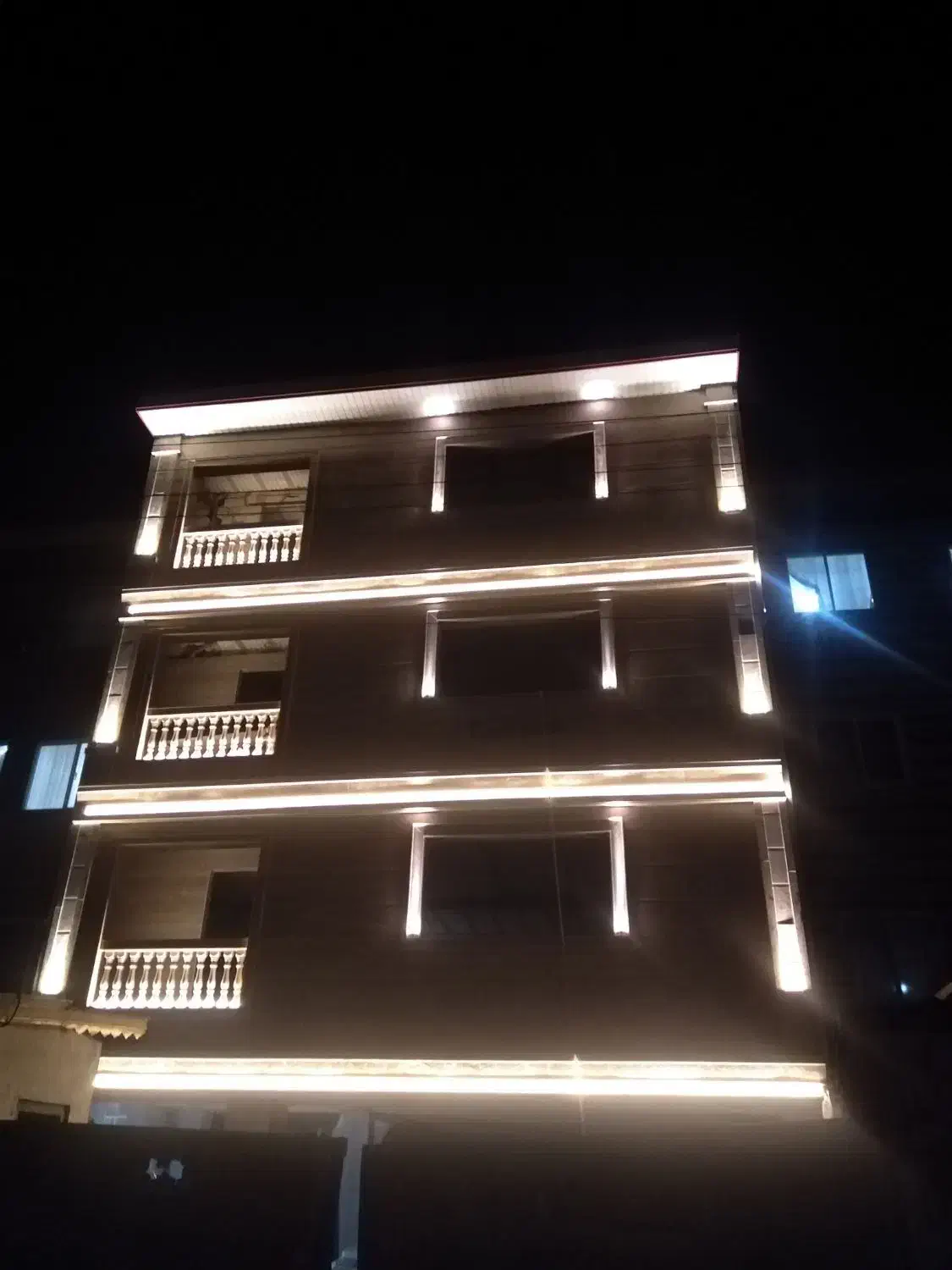 پیش فروش ۱۵۰متری،۳خواب|پیشفروش املاک|بندر انزلی, کوی بهار|دیوار