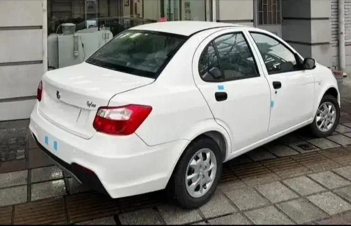 ساینا s مدل ۴۰۴|خودرو سواری و وانت|زاهدان, |دیوار